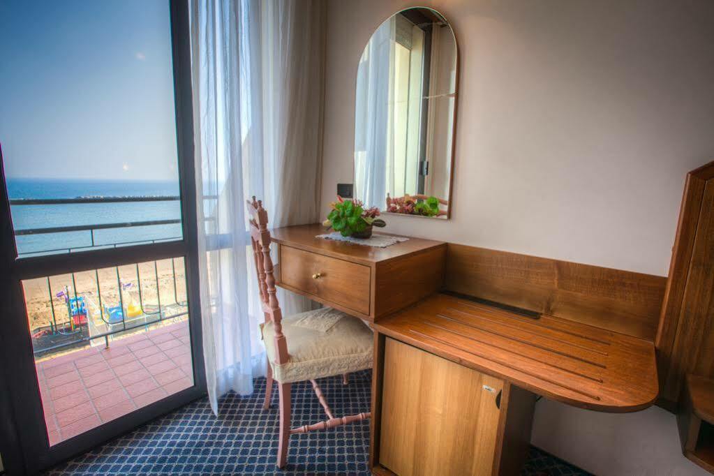 Hotel Strand Bellaria-Igea Marina Extérieur photo